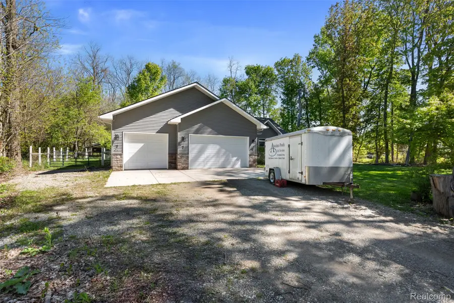 8306 Foster Road, Clarkston, MI 48346 - #3
