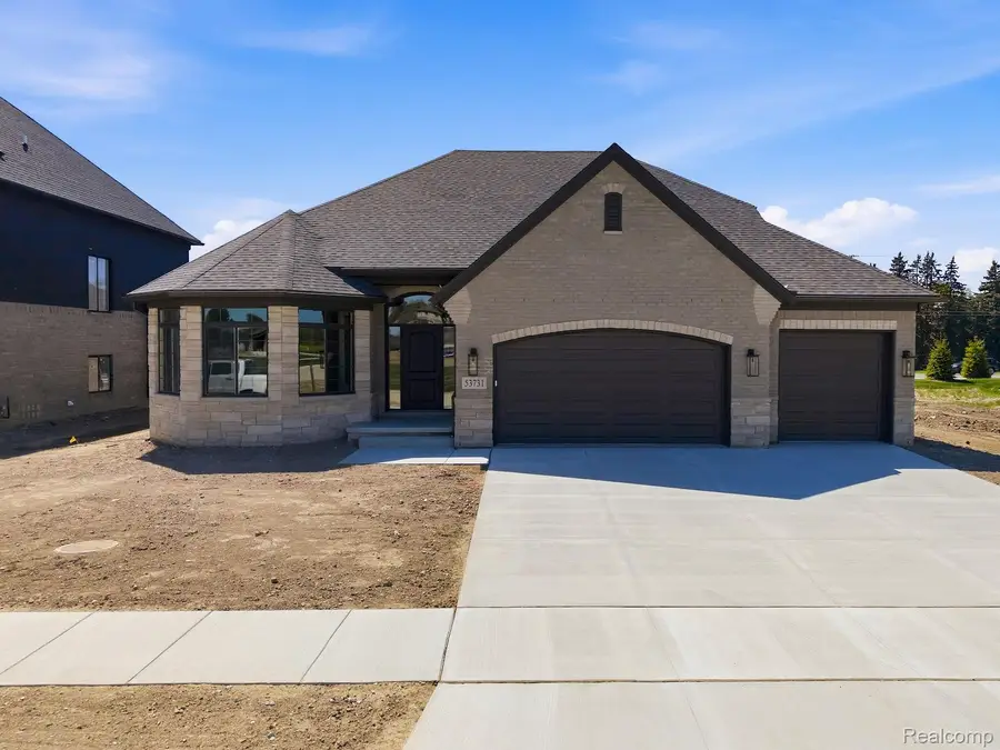 53731 Addington Drive, Macomb, MI 48042 - #2