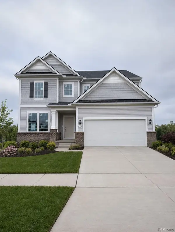 629 Gretchen Lane, Saline, MI 48176