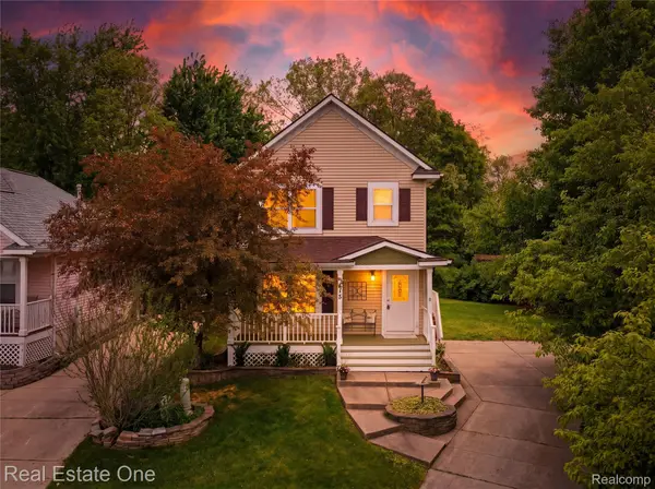 415 Ventnor Commons, Howell, MI 48843