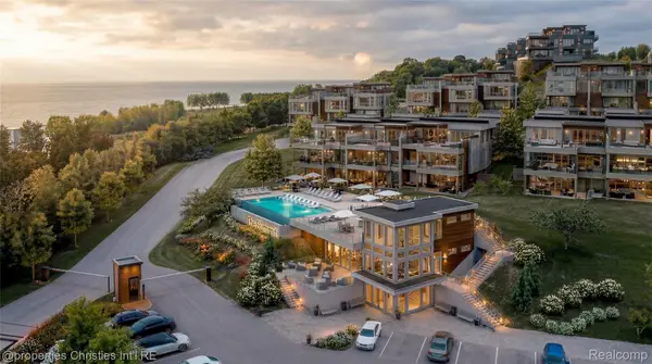 3575 Charlevoix Avenue #31, Petoskey, MI 49770