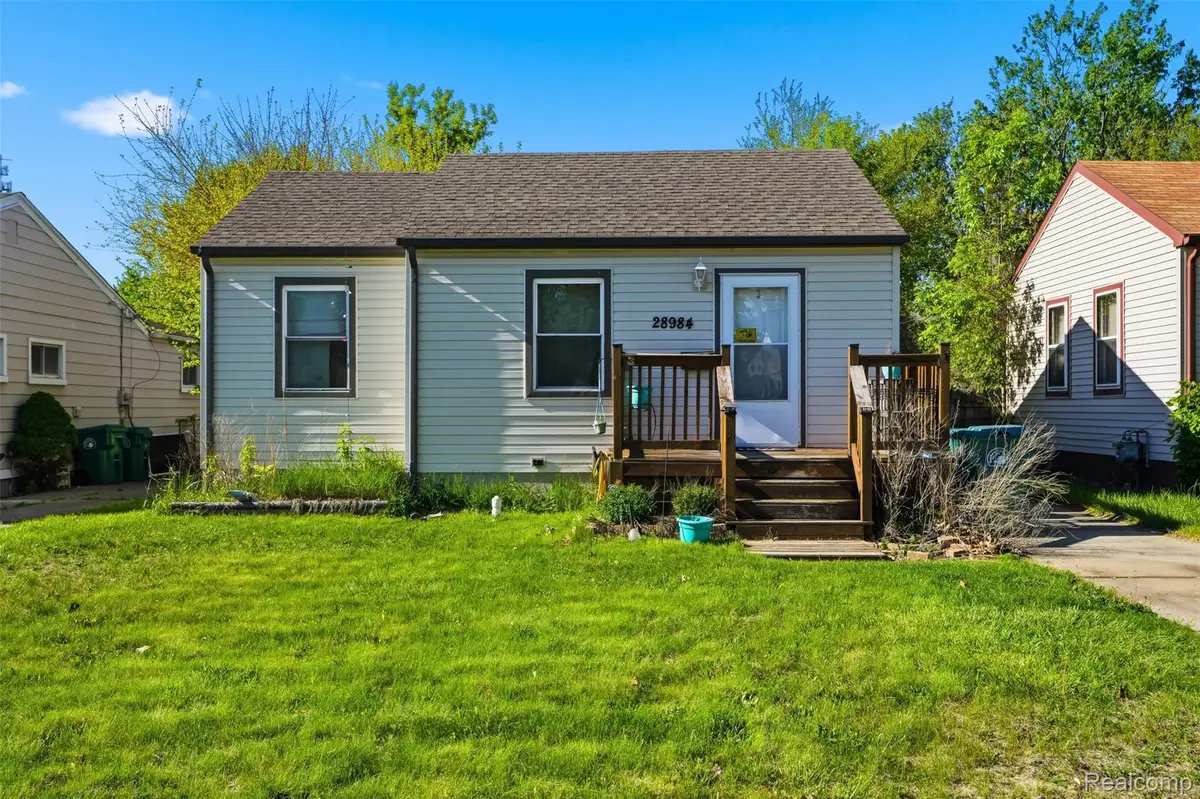 28984 Beechwood Street, Garden City, MI 48135 - #1