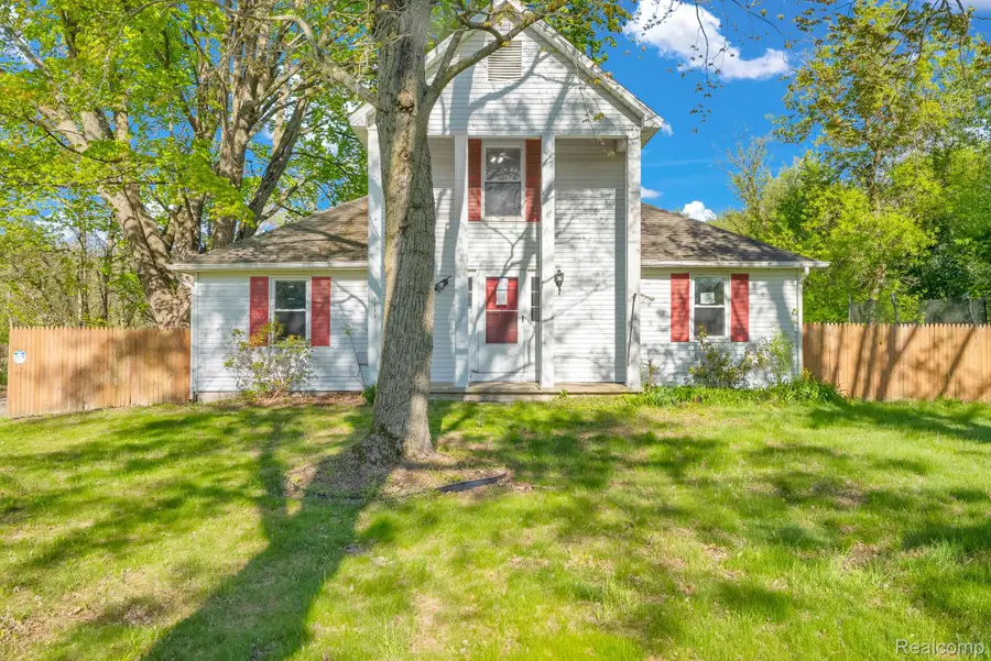7054 Mccords Avenue Se, Alto, MI 49302 - #2