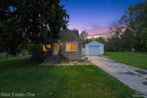 28304 Eton Street, Westland, MI 48186