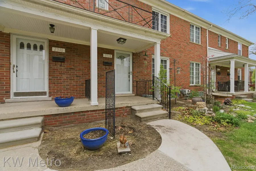 2514 Galpin Avenue #10, Royal Oak, MI 48073 - #2