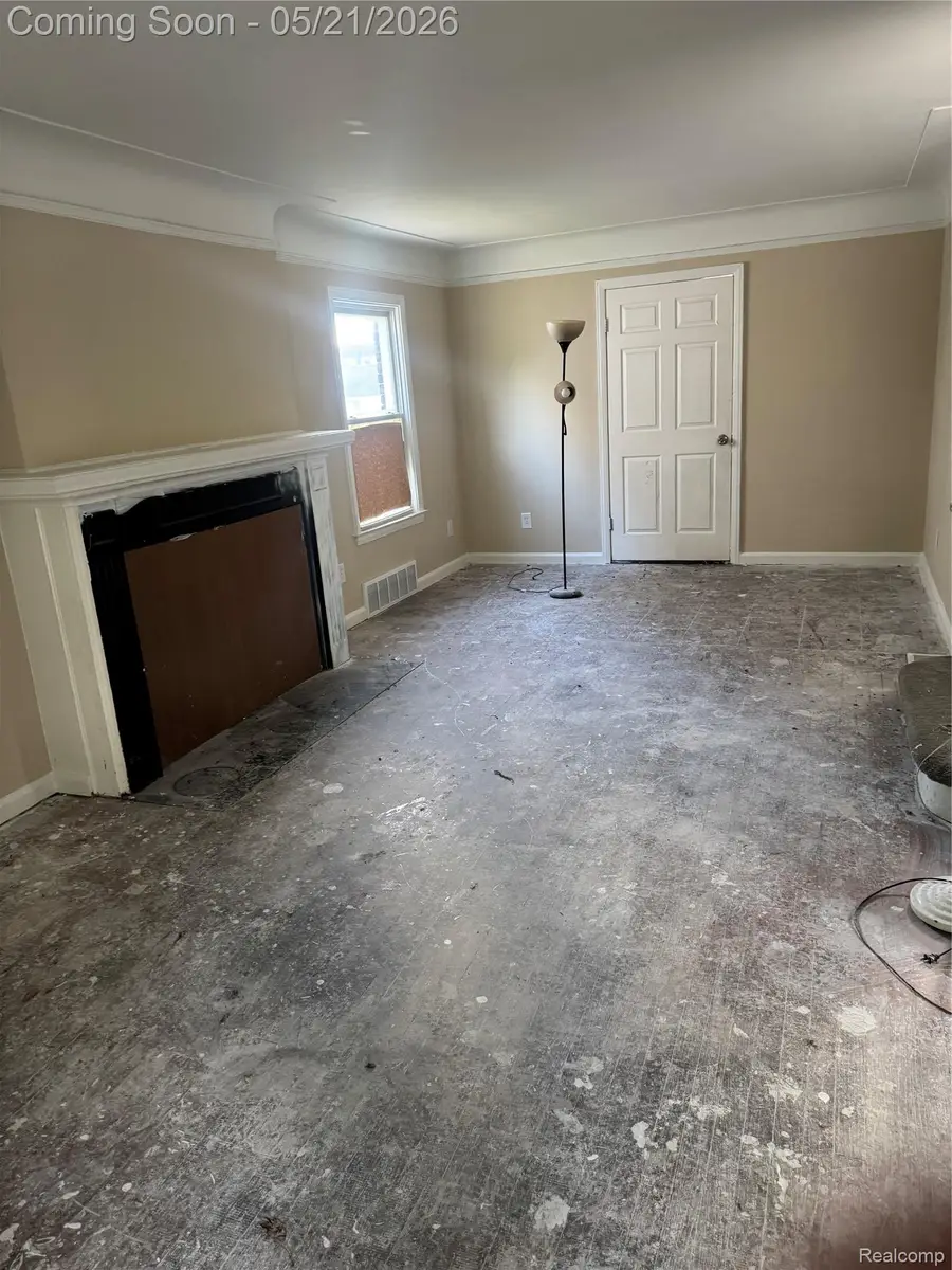 8841 Mendota Street, Detroit, MI 48204 - #3