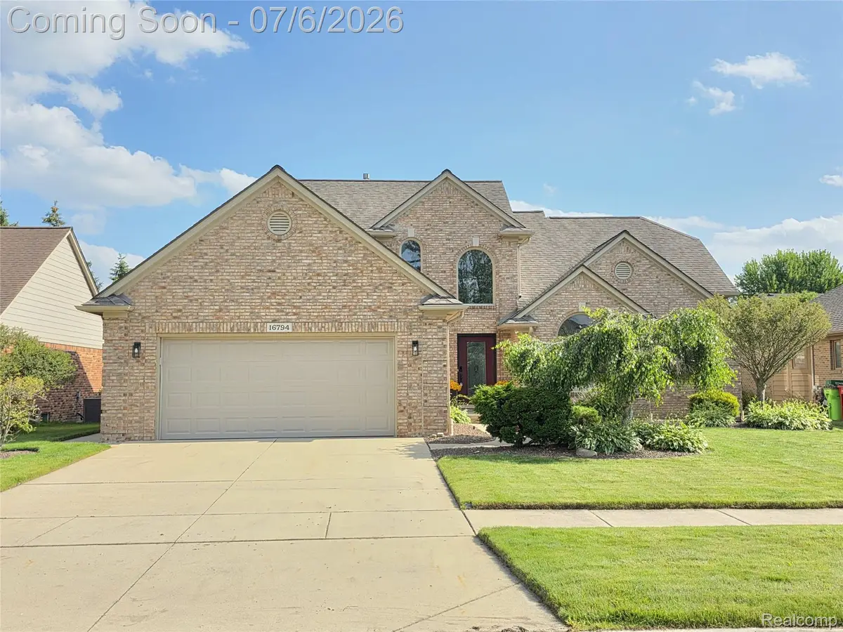 16794 Renee Drive, Macomb, MI 48042 - #1