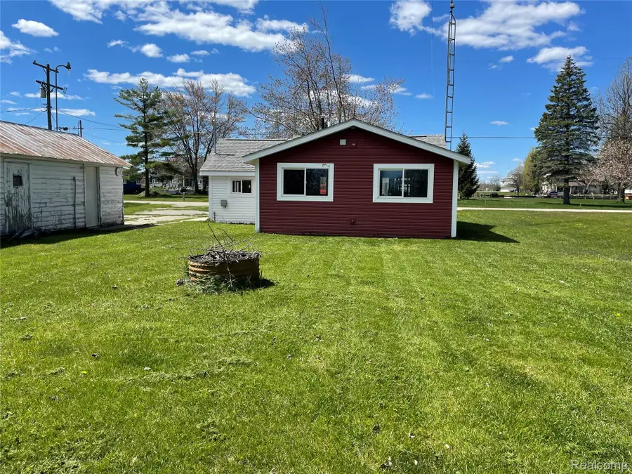 1847 S Riverside Drive, Au Gres, MI 48703 - #3