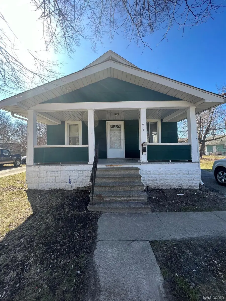 1410 Indiana Avenue, Flint, MI 48506 - #2