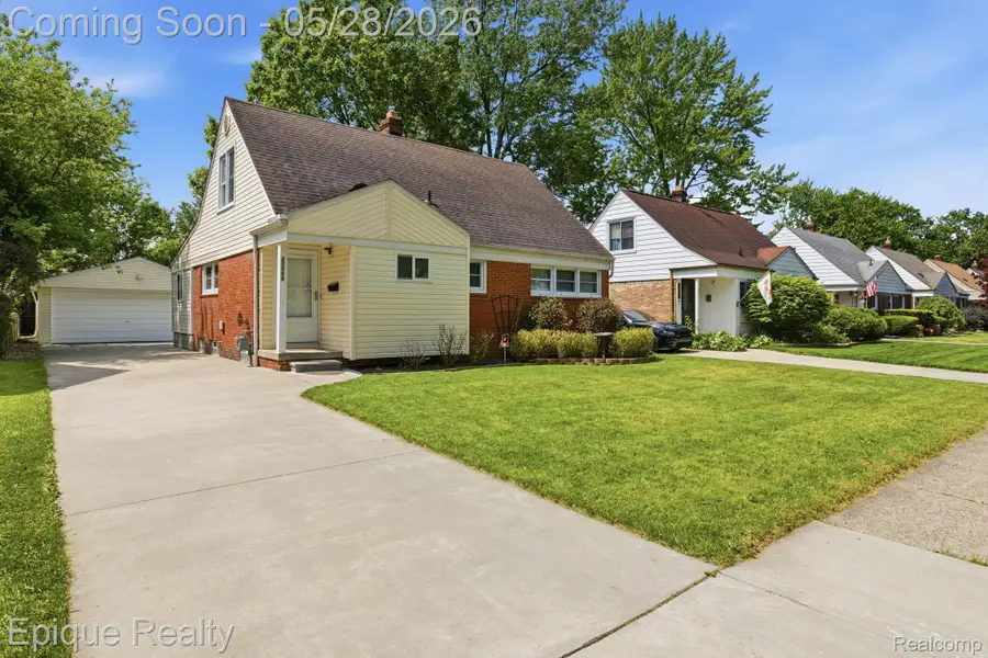 20506 Lancaster Street, Harper Woods, MI 48225 - #2