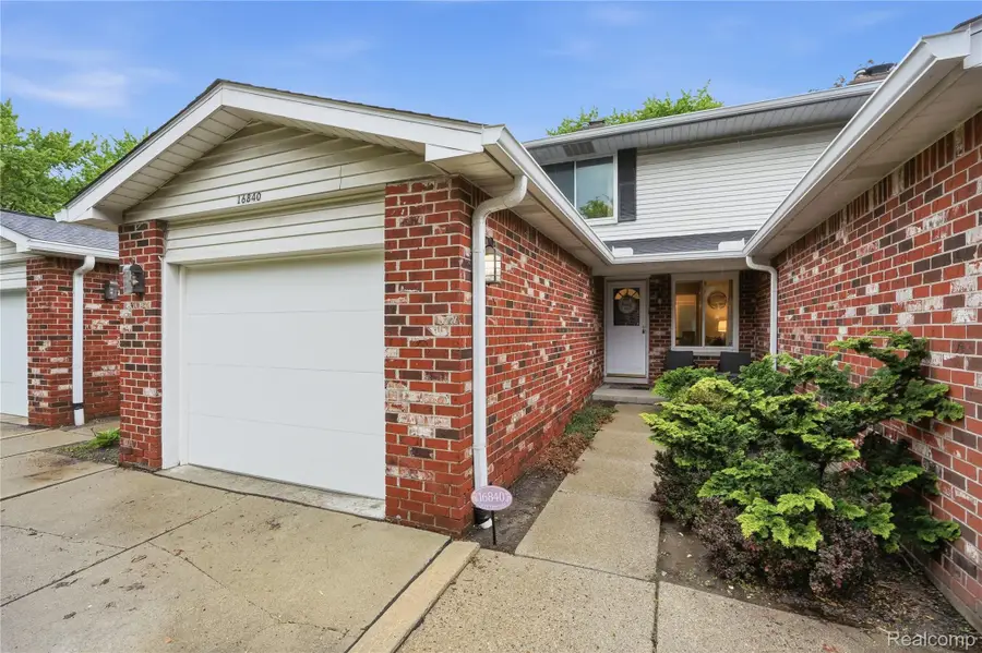 16840 Edloytom Way, Clinton, MI 48038 - #3