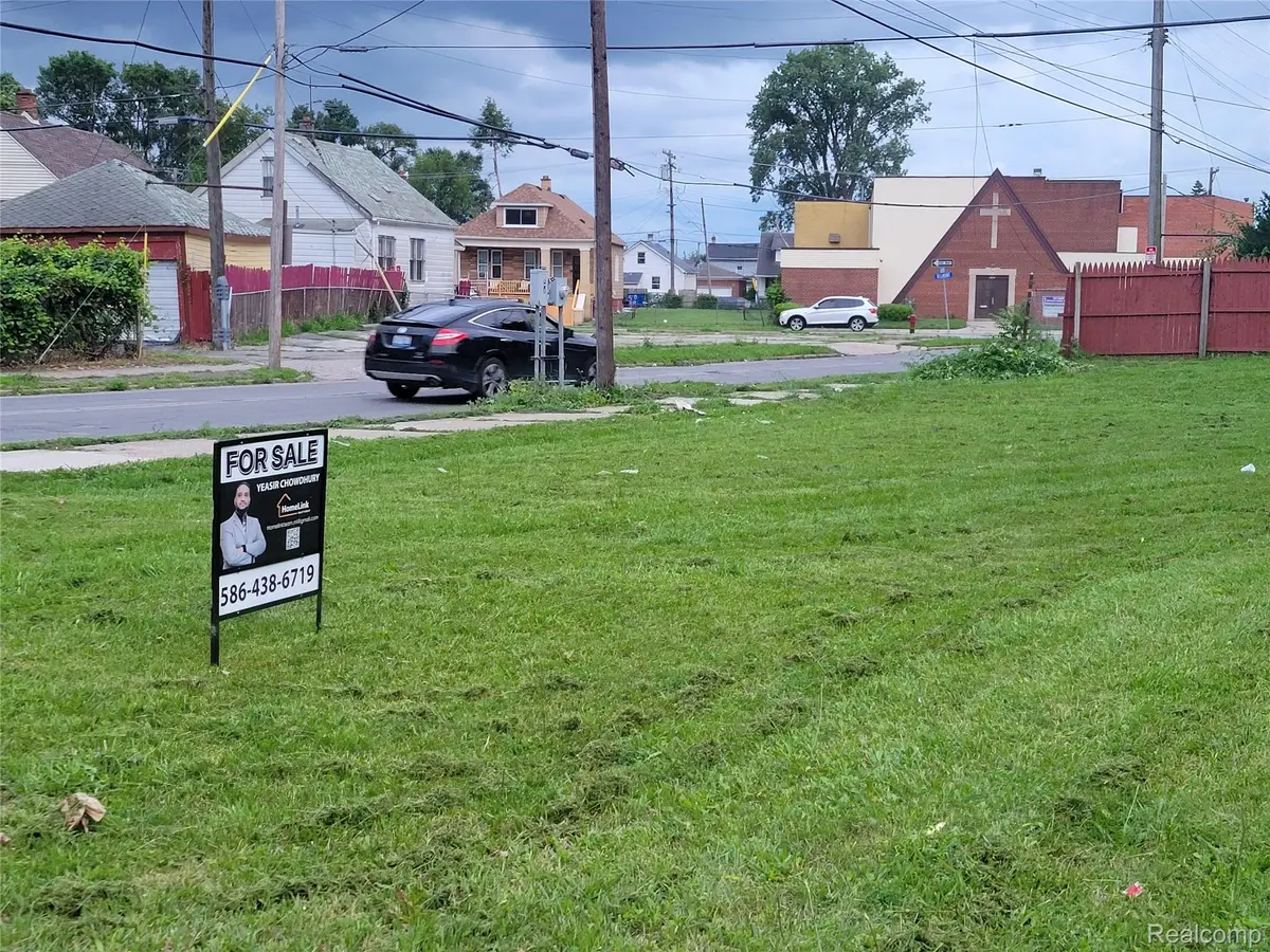 5086 Trowbridge Street, Hamtramck, MI 48212 - #1