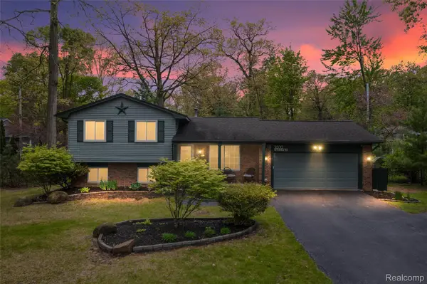 3600 Woodview Avenue, WestBloomfield, MI 48324