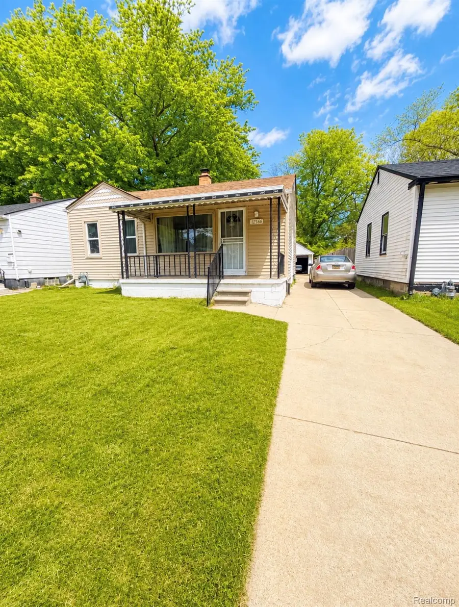 19166 Bentler Street, Detroit, MI 48219 - #2