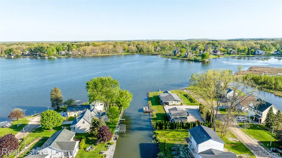 8402 Scotia, Pinckney, MI 48169 - #3