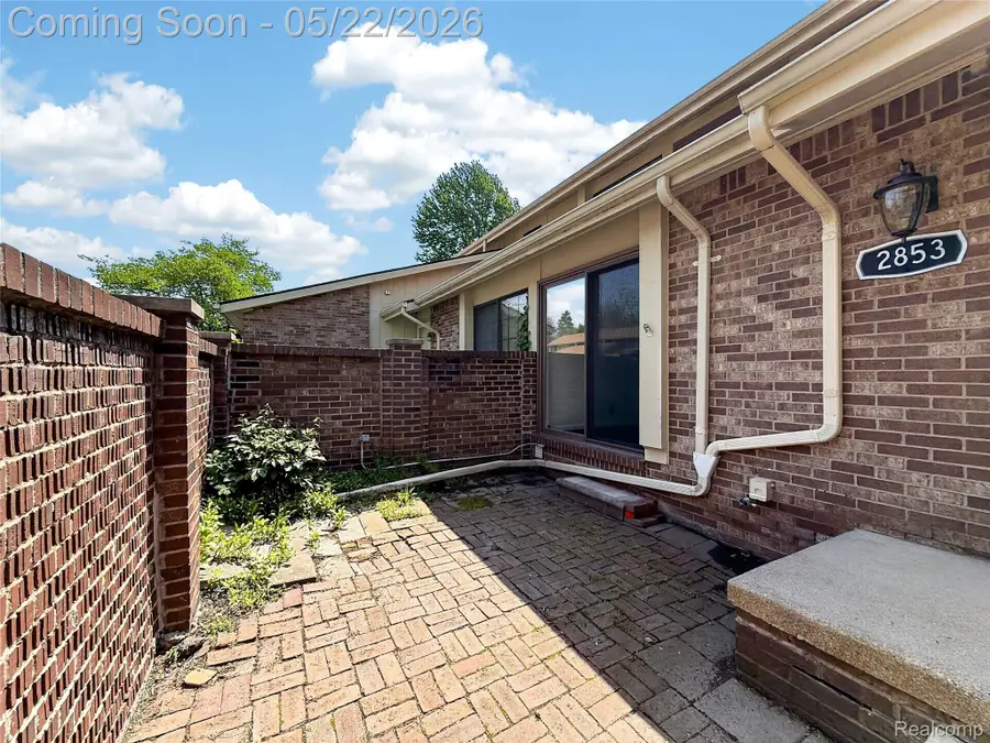 2853 Trailwood Drive, Rochester Hills, MI 48309 - #3