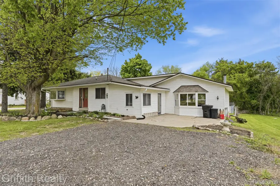 9198 Silver Lake Road, Linden, MI 48451 - #3