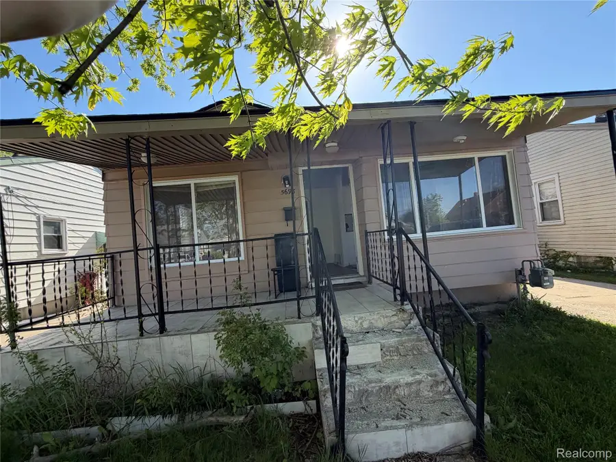 5698 Greenview Avenue, Detroit, MI 48228 - #2