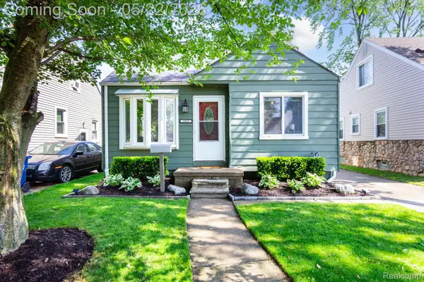 15632 Leona Drive, Redford, MI 48239