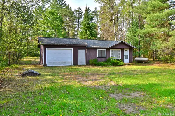 9340 Diamond Drive, StHelen, MI 48656