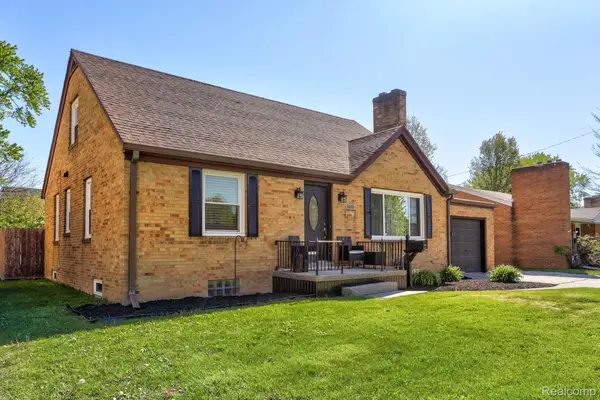 3036 Adams Avenue, Saginaw, MI 48602
