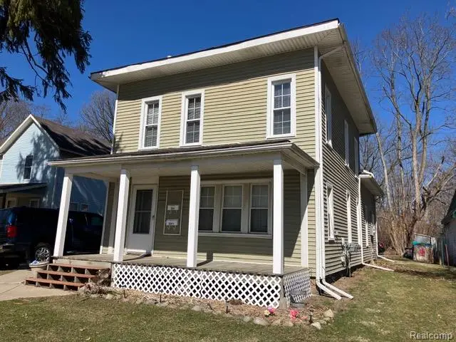 504 E Clinton Street, Howell, MI 48843 - #1