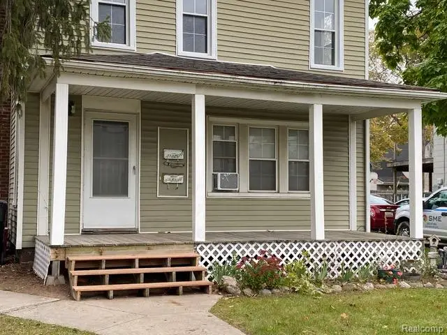 504 E Clinton Street, Howell, MI 48843 - #2