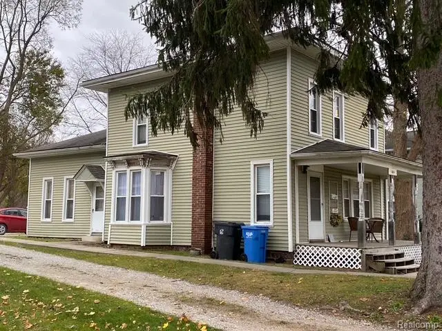 504 E Clinton Street, Howell, MI 48843 - #3