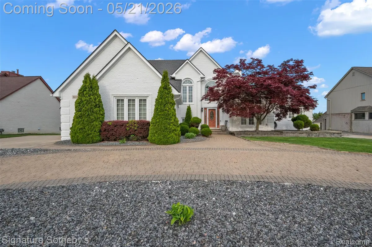 42280 Locklin Drive, Sterling Heights, MI 48314 - #1