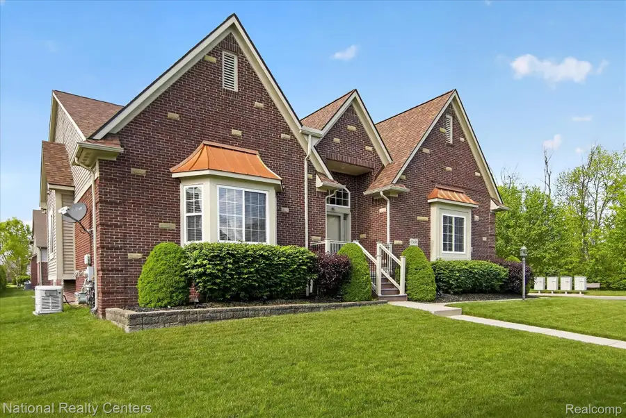 13691 Basswood Circle, Belleville, MI 48111 - #2