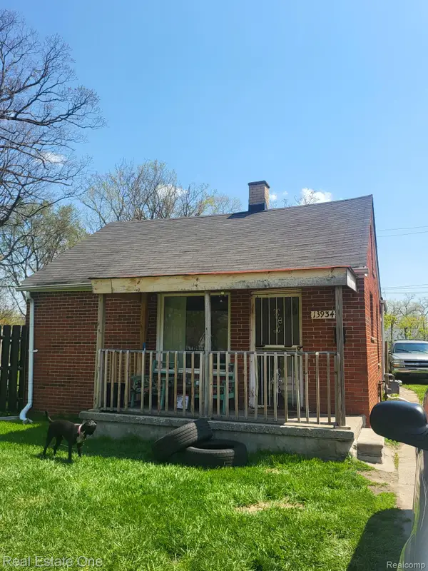 13934 Rockdale Street, Detroit, MI 48223