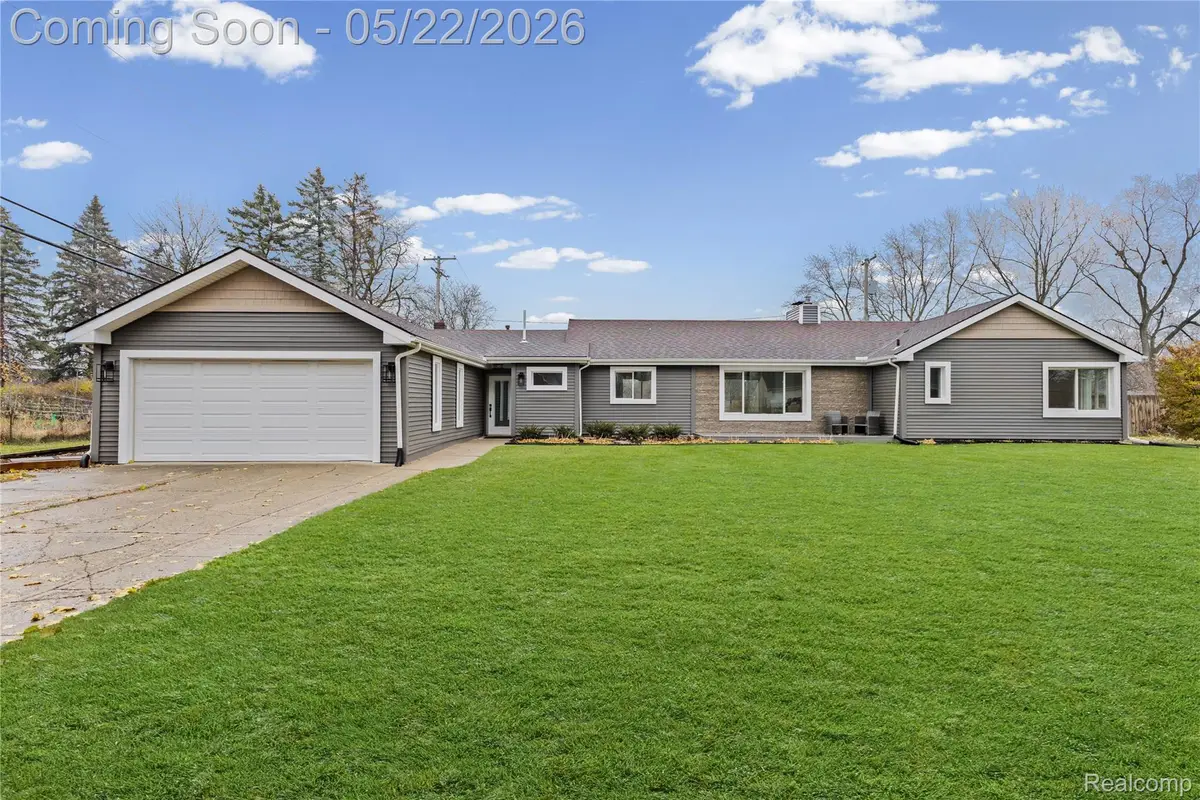3460 Clayton Avenue, Waterford, MI 48329 - #1