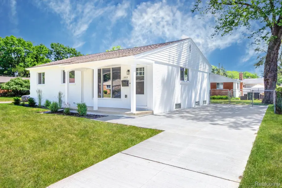 2018 Kenwood Court, Royal Oak, MI 48067 - #2