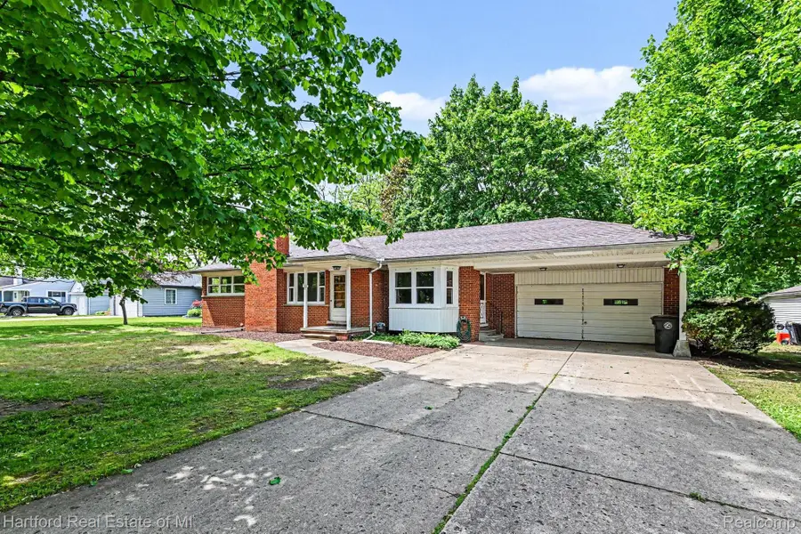 17283 Lathers Street, Livonia, MI 48152 - #3