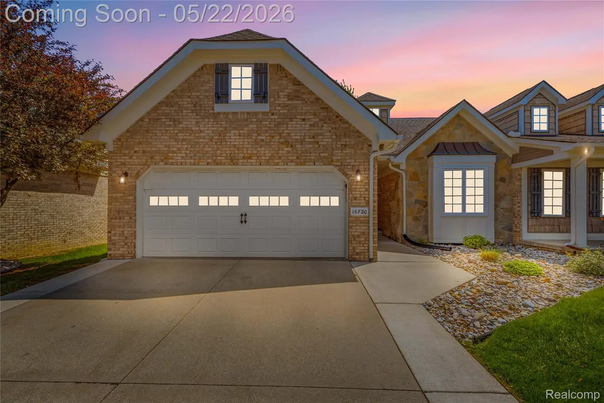 15720 Hunter Grove, Livonia, MI 48154 - #1