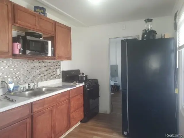 2036 Ford Boulevard, Lincoln Park, MI 48146 - #3