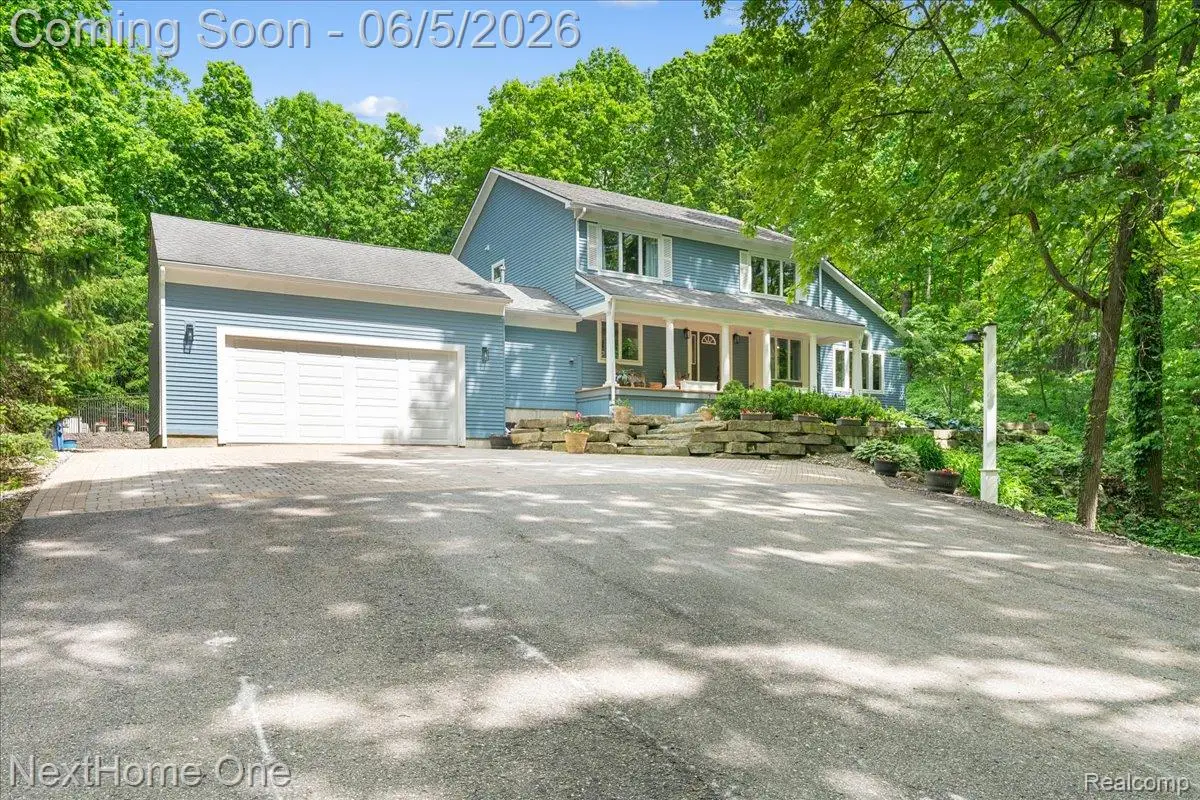 2533 Spring Grove Drive, Brighton, MI 48114 - #1