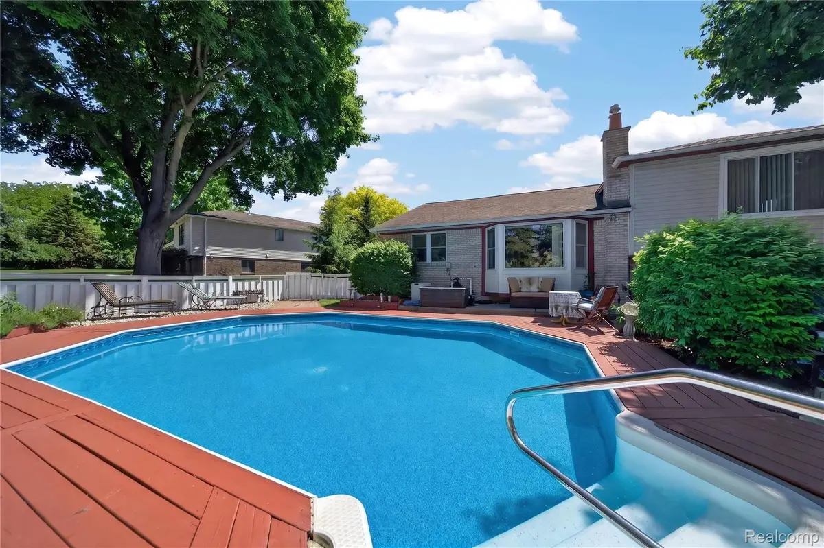 309 Antoinette Drive, Rochester Hills, MI 48309 - #1