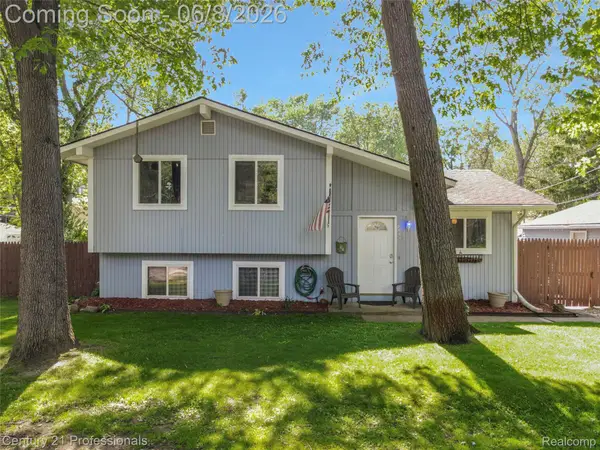 9664 Listeria Street, CommerceTwp, MI 48382