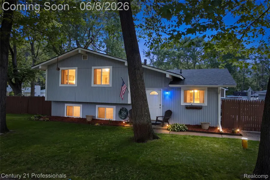 9664 Listeria Street, Commerce Township, MI 48382 - #2