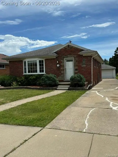 17416 Veronica Avenue, Eastpointe, MI 48021 - #1