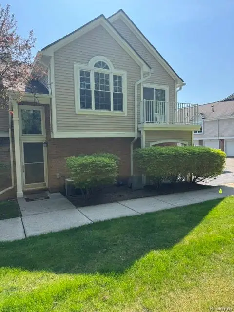 56543 Scotland Boulevard, Utica, MI 48316 - #2