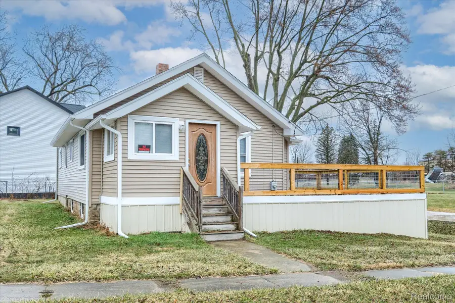 2127 Kenneth Street, Burton, MI 48529 - #3