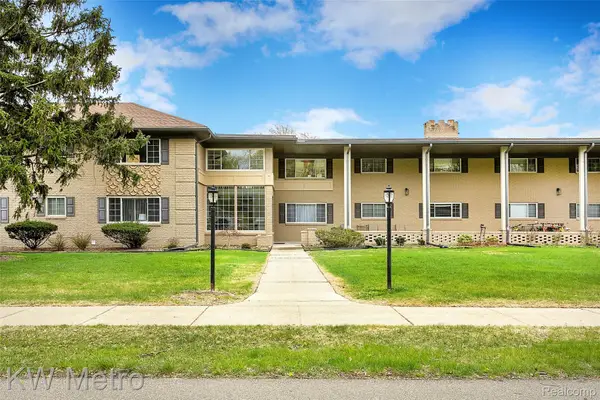 2309 Walton Boulevard #32, RochesterHills, MI 48309