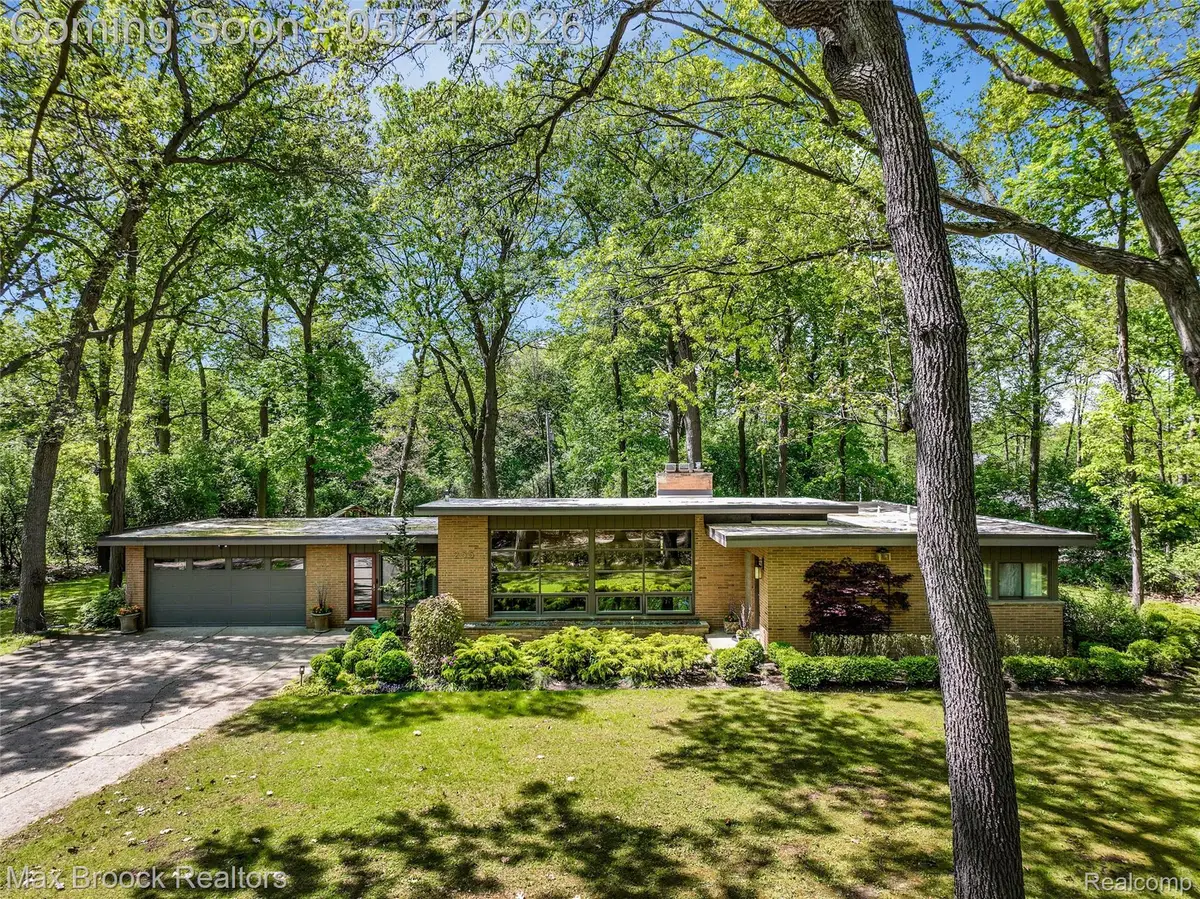 255 N Berkshire Road, Bloomfield, MI 48302 - #1