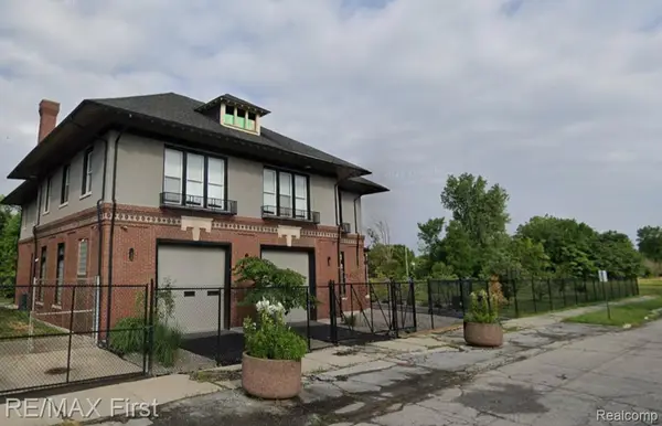 Address Withheld By Seller, Detroit, MI 48215