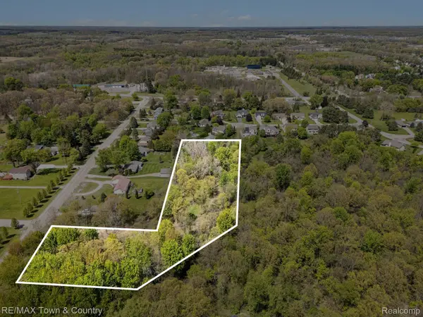 15127 Hogan Road, Linden, MI 48451