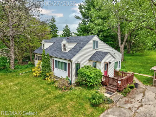 6361 Fenton Road, GrandBlanc, MI 48507