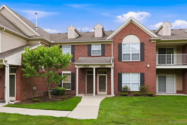 26917 Carrington Place, HarrisonTownship, MI 48045