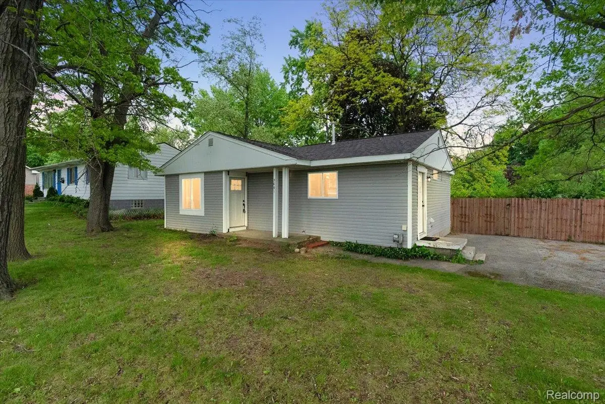 3061 Culbertson Avenue, Rochester Hills, MI 48307 - #1